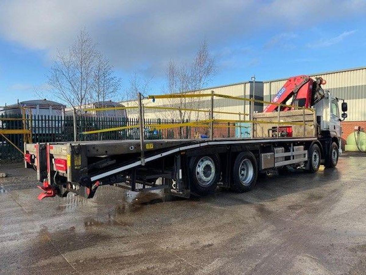 Used 2021 DAF CF450 8x2 Rearlift Beavertail
