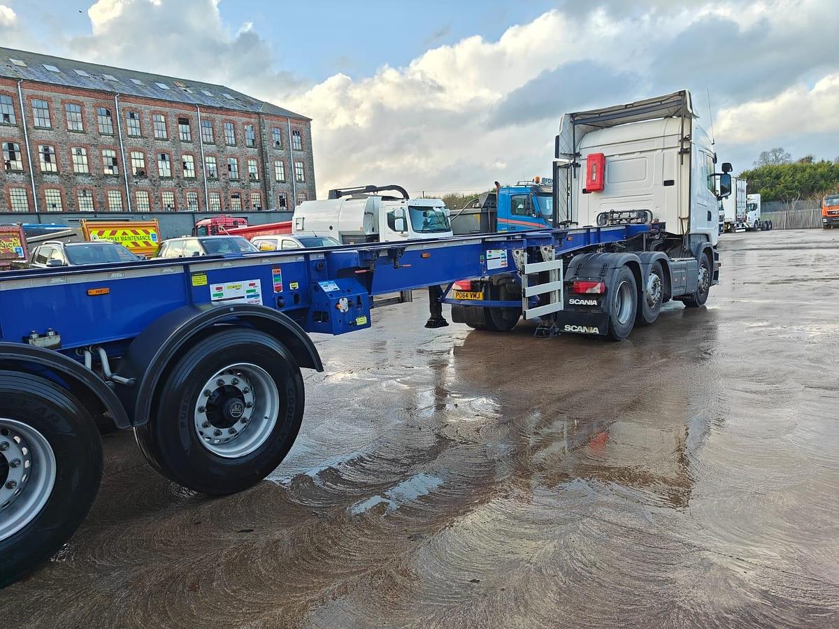 Used 2023 SDC 45ft Sliding Skeletal Trailer