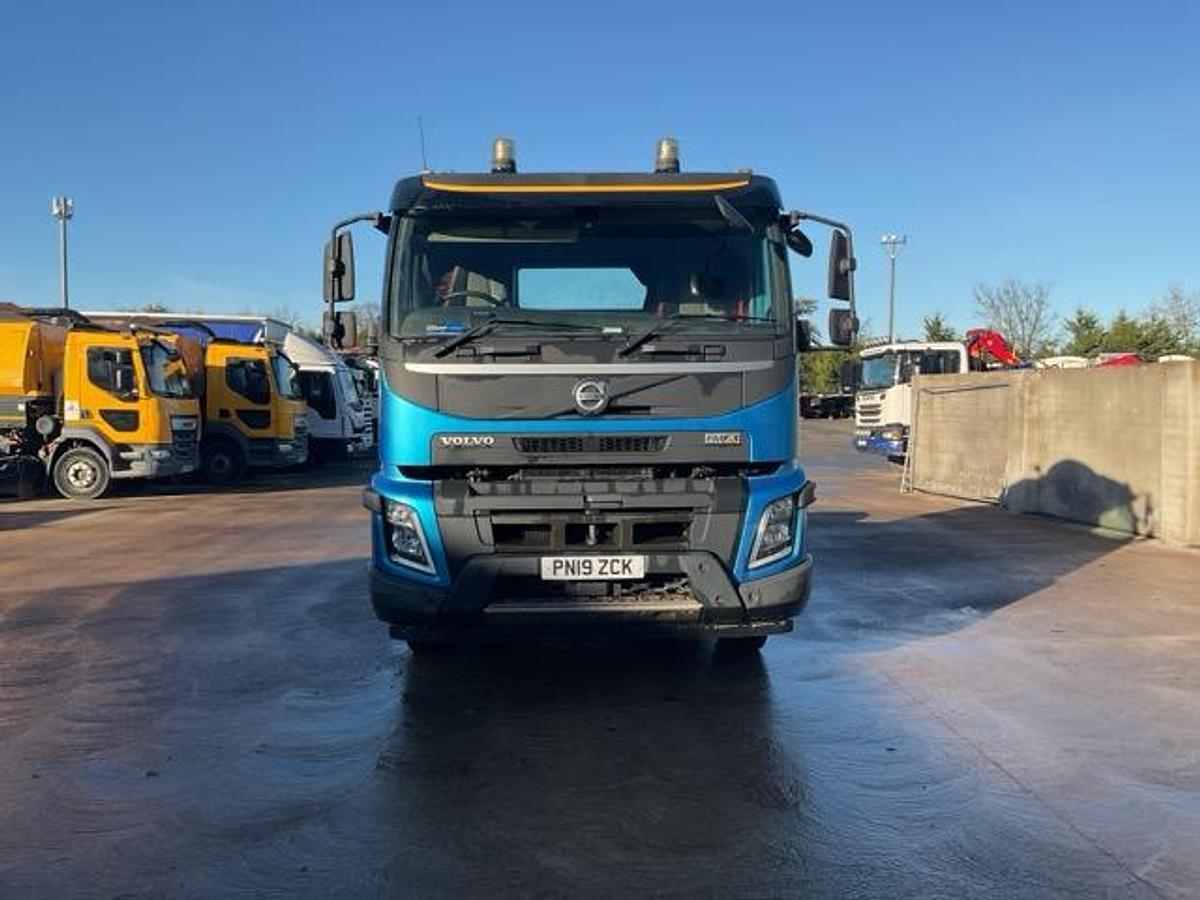 Used 2019 Volvo FMX420 6x2 Tag Axle