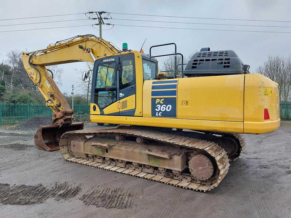 Used 2018 Komatsu PC360LC-11 Tracked Excavator