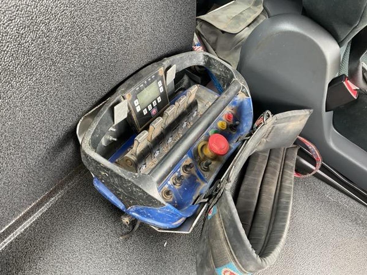 Used 2016 MAN TGS26.320 6x2 Flatbed Crane Lorry