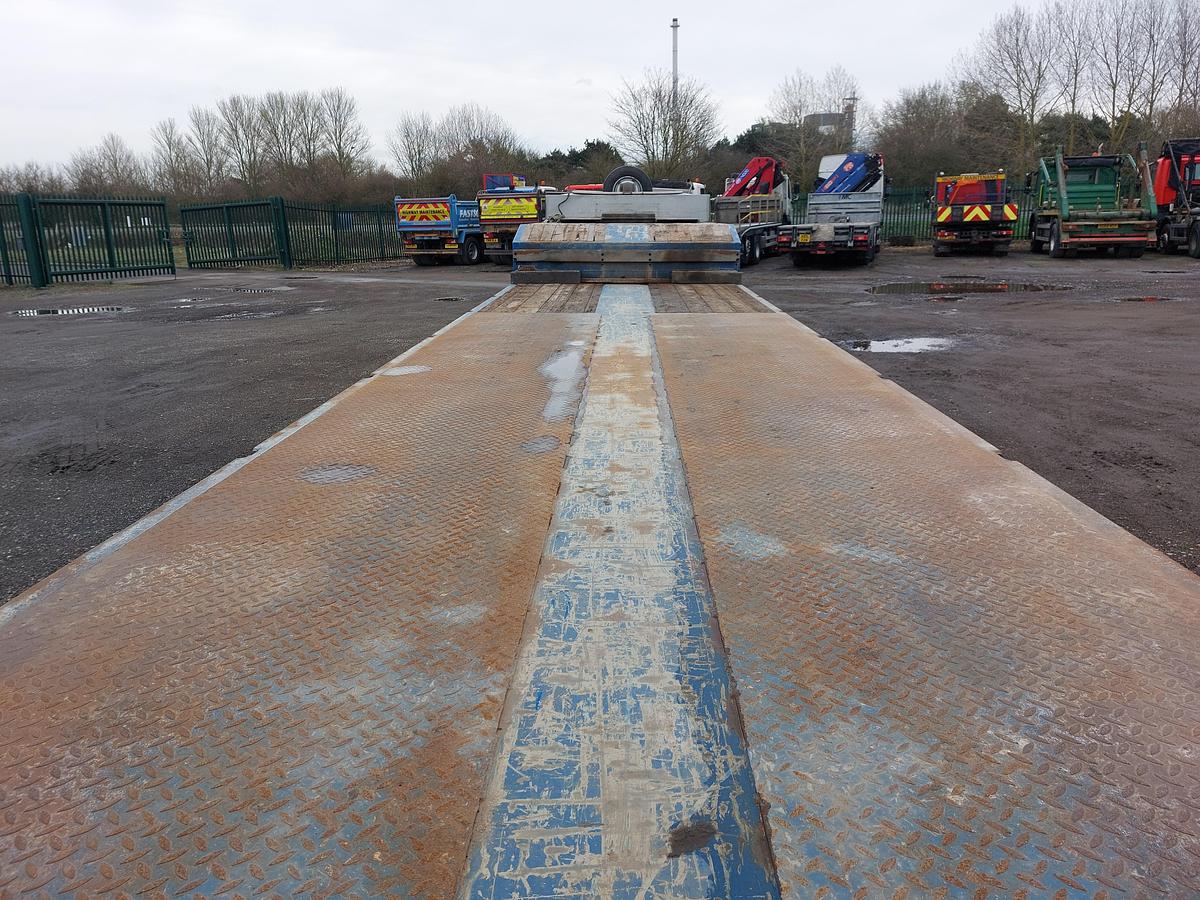 Used 2020 Nooteboom OSDS-58-04 4 Axle Stepframe Low Loader Trailer