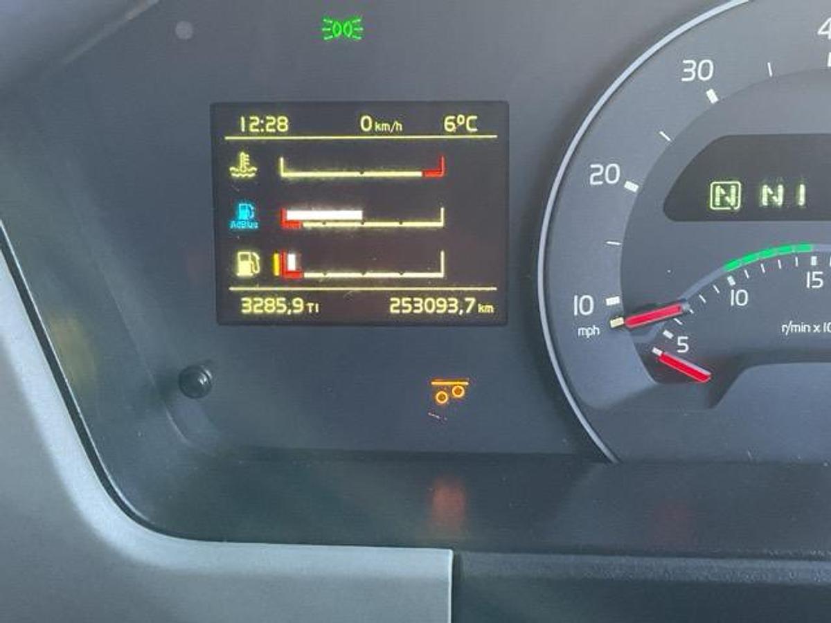 Used 2016 Volvo FM410 8x4 Tridem Mixer