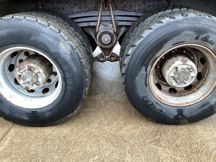 Used 2013 Renault  Kerax 430 8x4 Steel Tipper