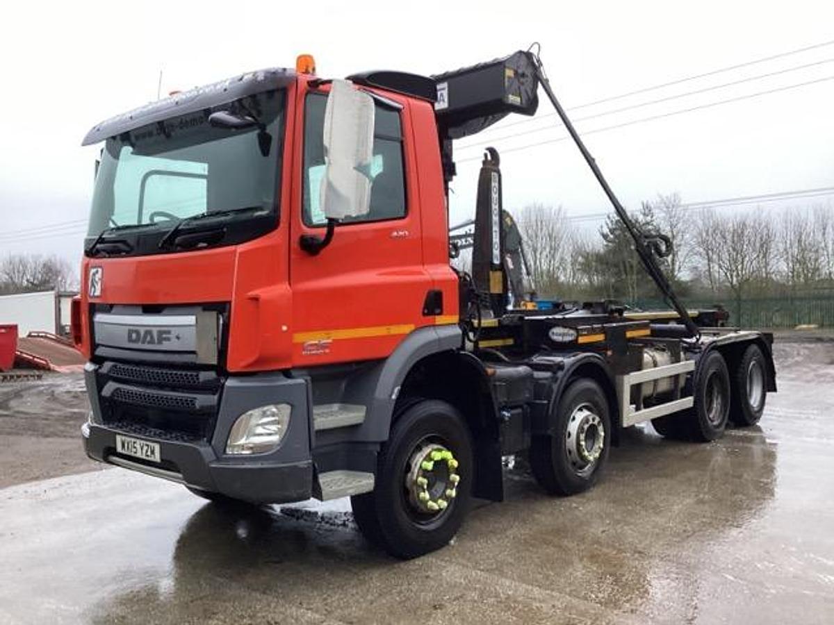 Used 2015 DAF CF440 8x4 Hookloader