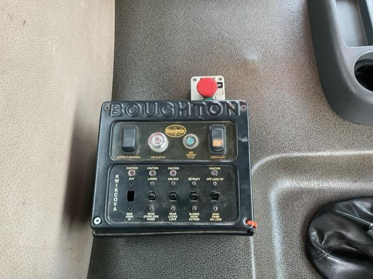 Used 2017 DAF CF440 8x4 Hookloader