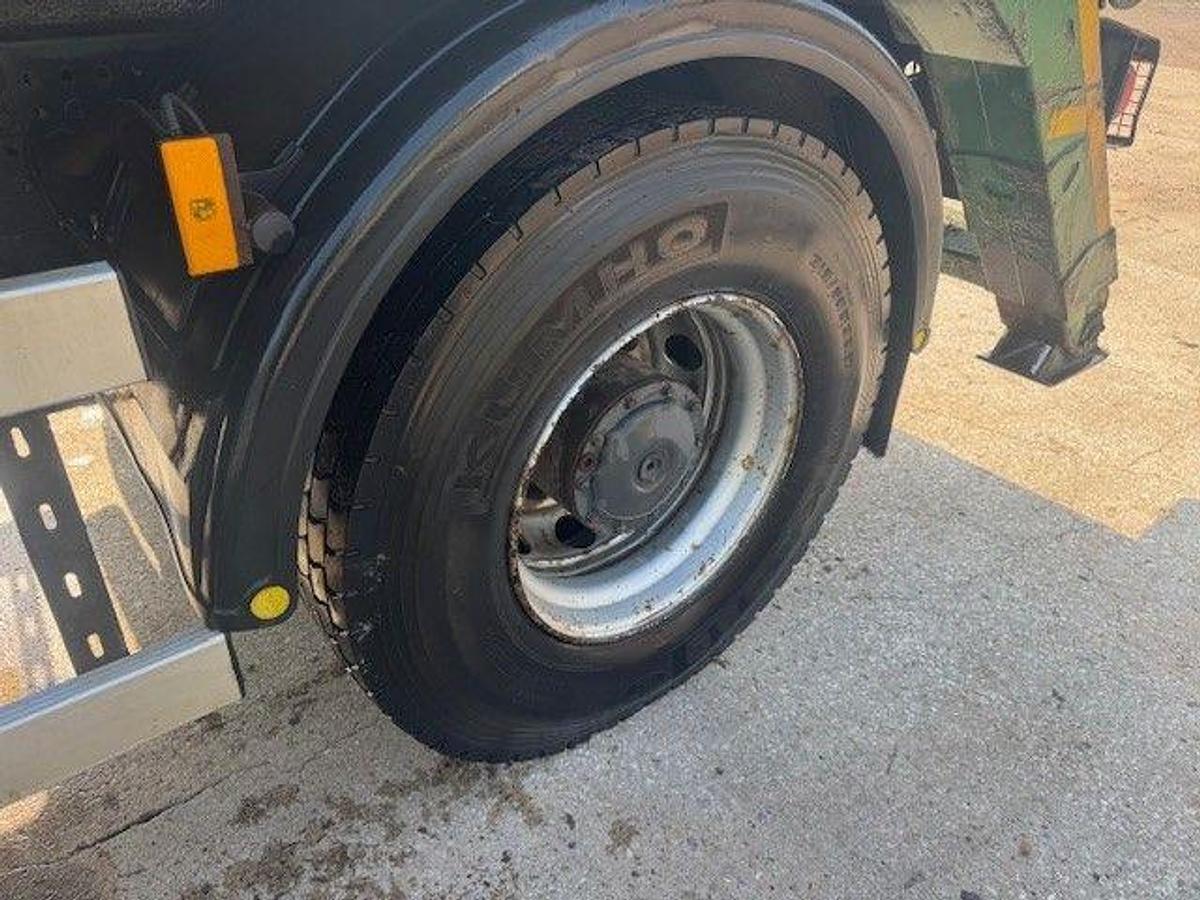 Used 2018 (68) Mercedes Arocs 1824 4x2 18T Skiploader