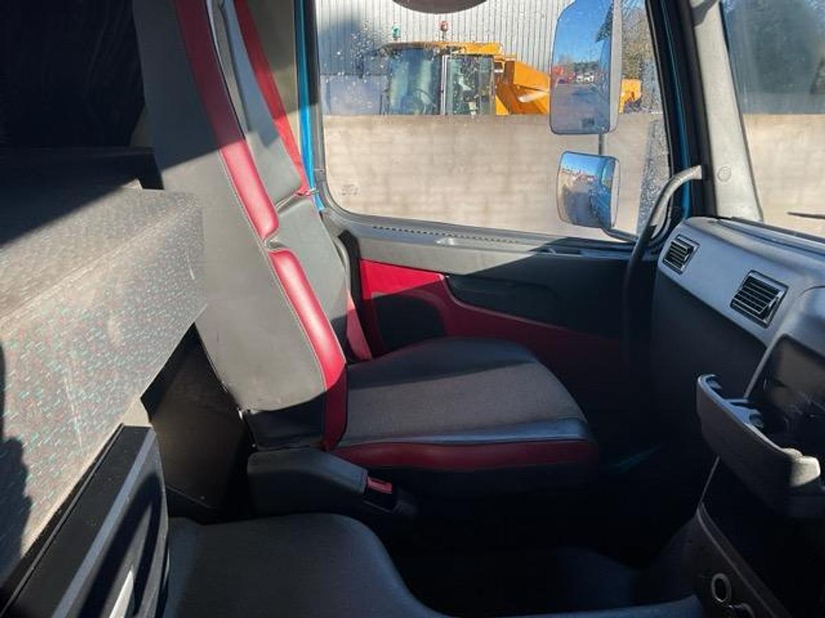 Used 2019 Volvo FMX420 6x2 Tag Axle