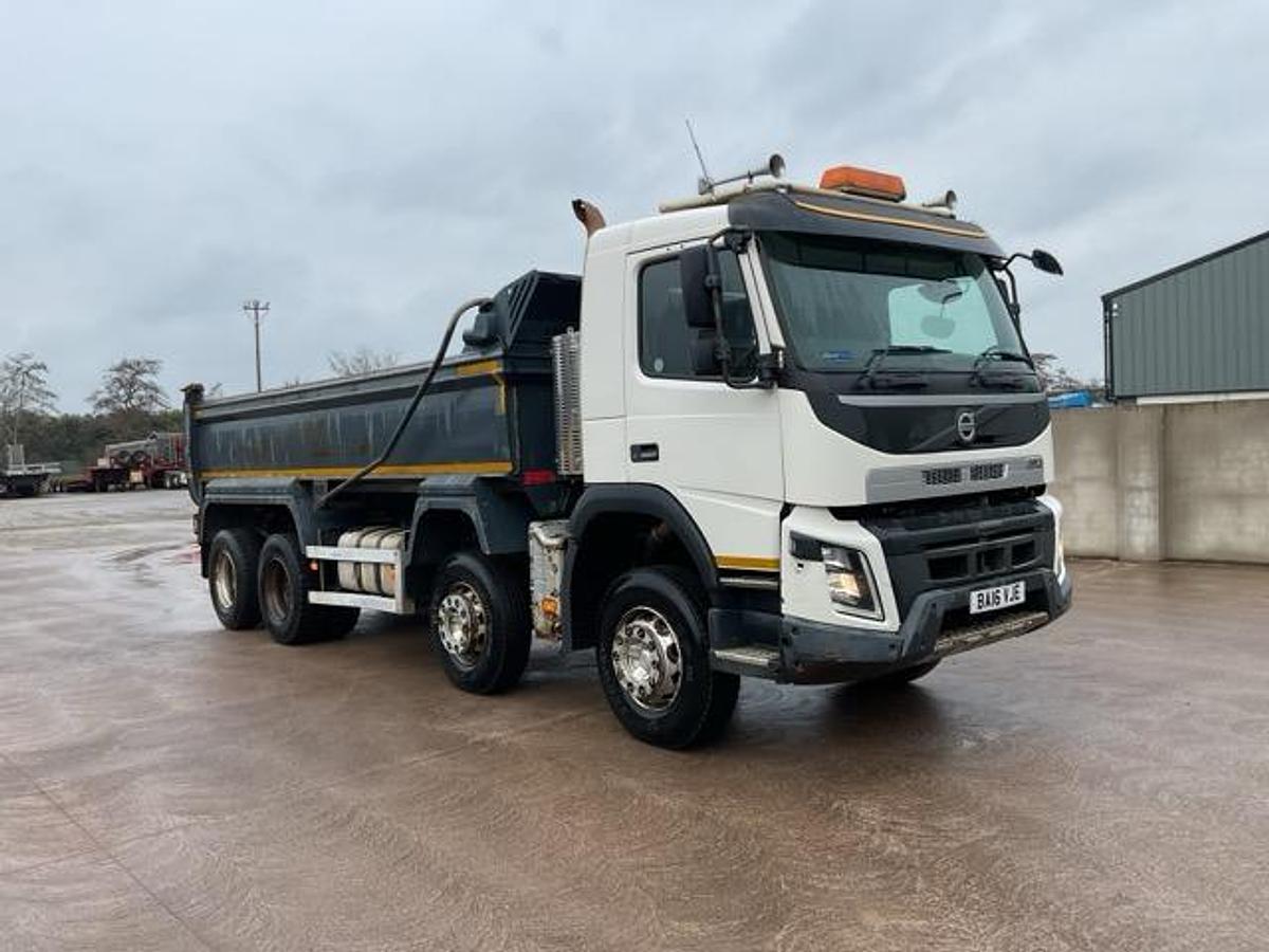 Used 2016 (16) Volvo FMX420 8x4 Steel Tipper