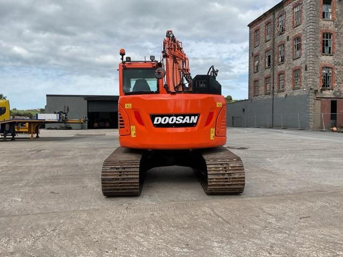 Used 2017 Doosan DX140LCR-5 Tracked Excavator