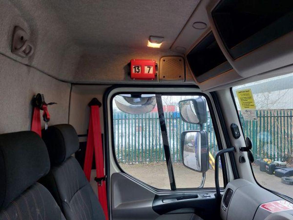 Used 2024 (74) DAF LF260 4x2 18T Curtainsider