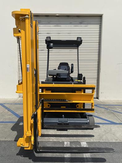 Used Jungheinrich  EFX 413 Electric Forklift Front Seat/tri-Lateral Stacker w/ Charger