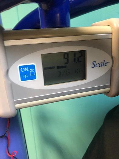 Used Arjo Maxi Move Gurtlifter für effiziente Transfers