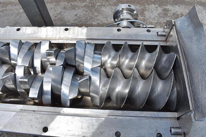 Used 5 IN. TELEDYNE READCO TWIN SCREW CONTINUOUS PROCESSOR – S/S – JACKETED (#9726)