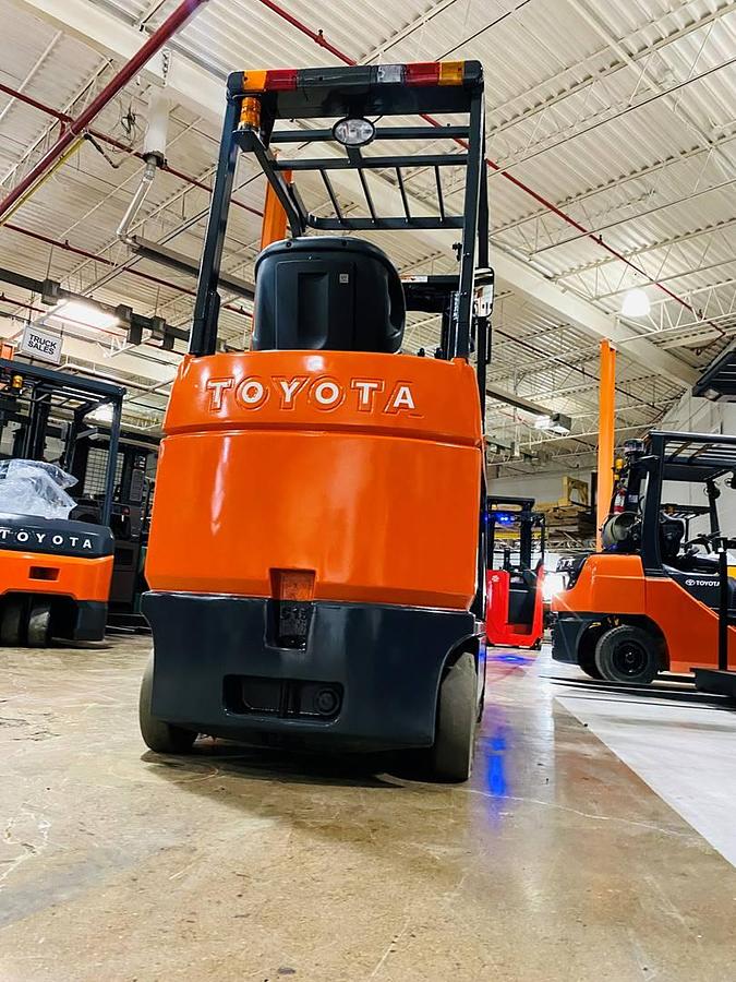 Toyota 7FBCU15 – direct rear view – counterweight, rear lights, and operator restraint system – CSA certified electric forklift – Brampton ON