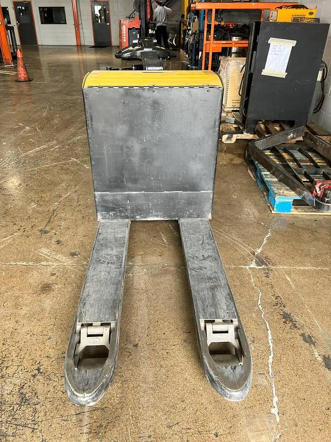 Starke PTR50-EAPS – front view with rider platform down – 27x45 forks, CSA safety decals, tiller handle – Brampton ON