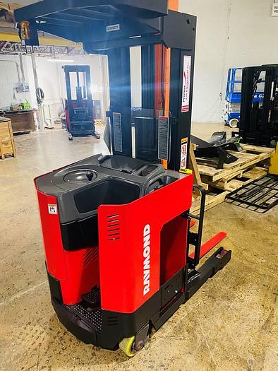 Refurbished SOLD – Refurbished 2003 Raymond EASIR30TT | Electric Reach Truck | CSA Certified | Mississauga Deployment Completed