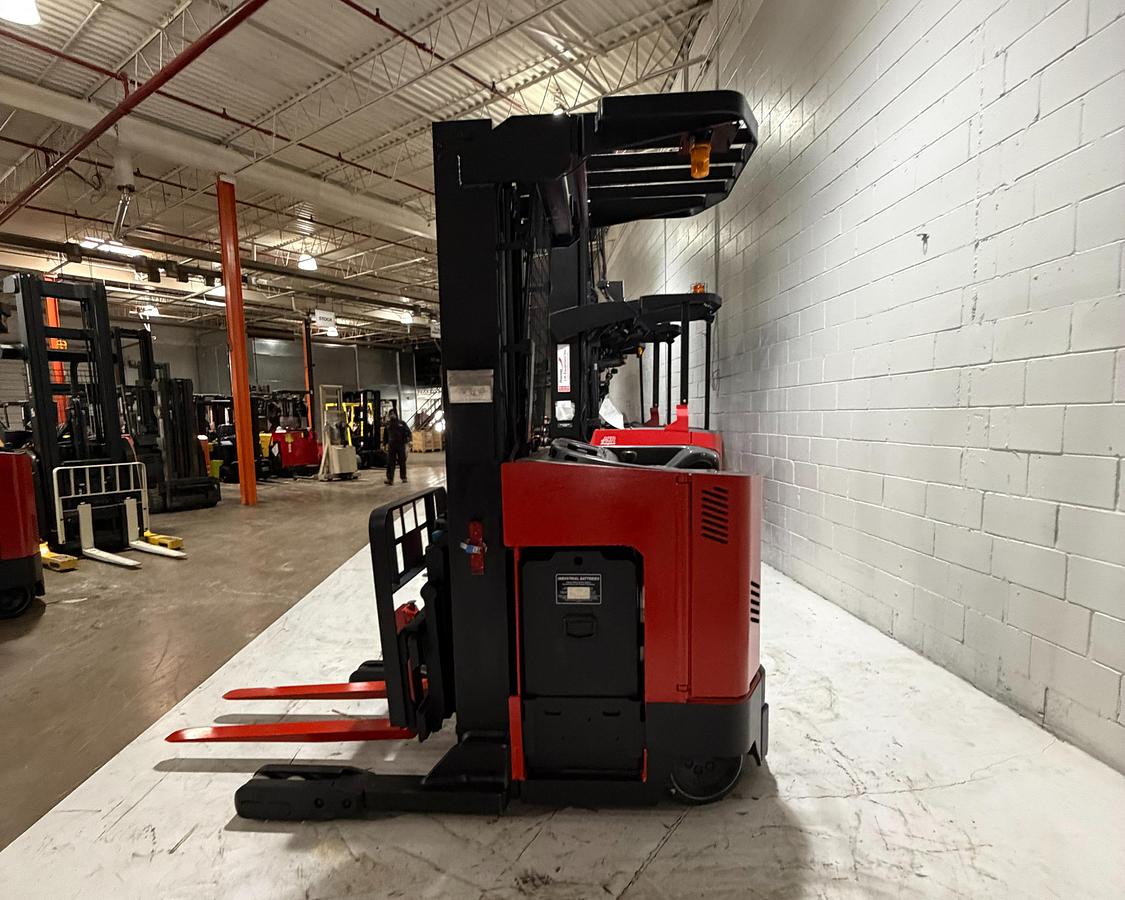Raymond EASIR40TT Narrow Aisle Reach Truck 4,000 lb Capacity