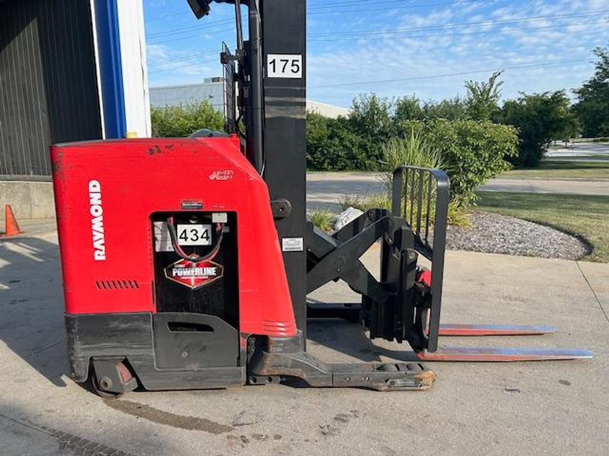 2020 Raymond 750‑R35TT CSA Certified Electric Forklift Side View Forks Extended