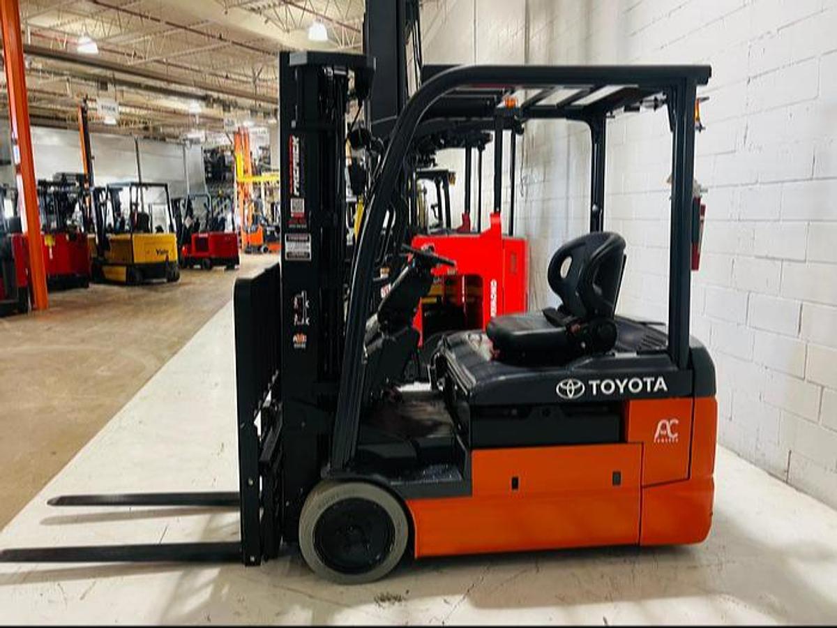 2017 Toyota 8FBE20U CSA electric forklift Mississauga 4000 lb 198” triple mast side shift 3-wheel UL/EE rated freezer-compatible export-certified