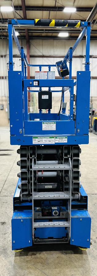 Refurbished 2019 Genie GS‑3232 | 500 lb Capacity | 32’ Platform Height | 38’ Working Height | 32” Narrow Chassis | CSA Certified | Brampton ON