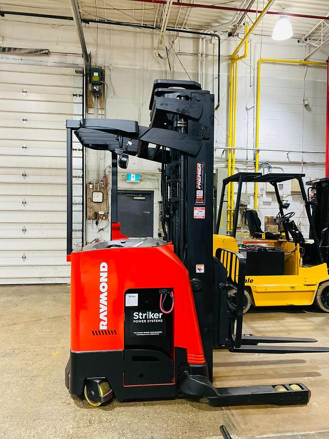 2005 Raymond 750‑DR32TT CSA‑certified deep reach forklift with 216-inch triple mast