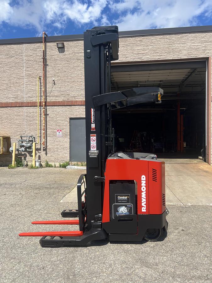 Refurbished Raymond 740-R45TT | 4,500 lb | 280" Triple Mast