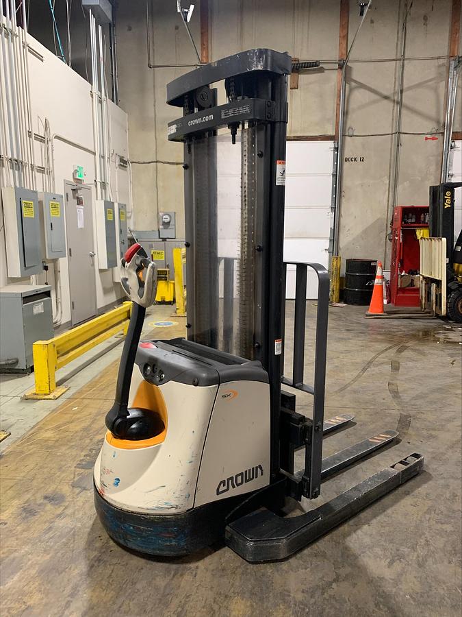Sold-Crown-SX3000-40-CSA-Walkie-Stacker-4,000lb-128”-Lift-BramptonON