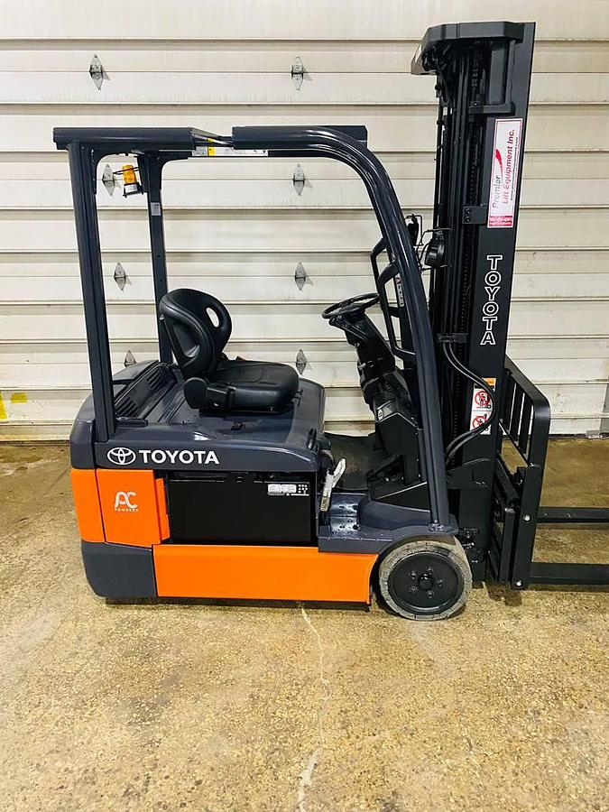 Toyota 8FBE20U – side profile – 3-wheel electric forklift – CSA/MOL certified – Brampton ON