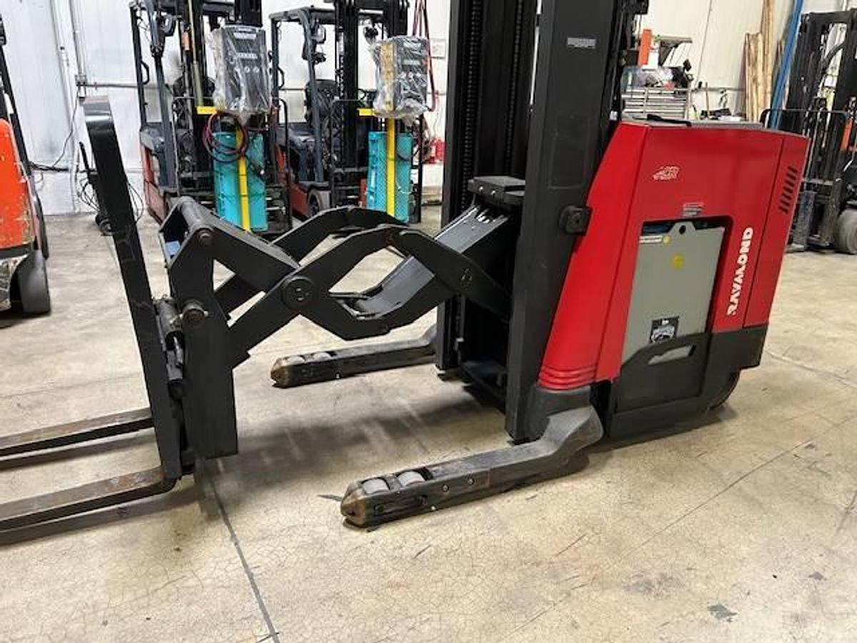 Full extension of pantograph carriage double deep