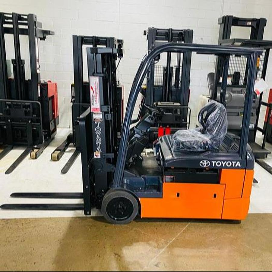 2017 Toyota 8FBE20U CSA electric forklift Mississauga 4000 lb 189” triple mast side shift 3-wheel UL/EE rated freezer-compatible export-certified