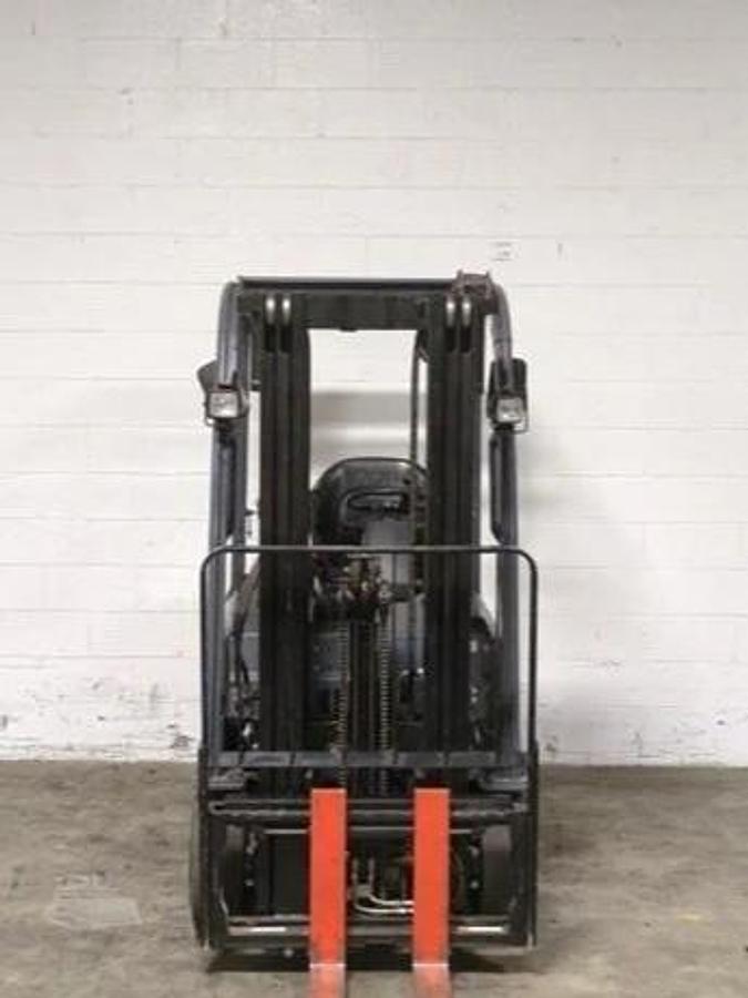 Toyota 8FBES15U – triple mast – 170” lift height – CSA certified electric forklift – Brampton ON