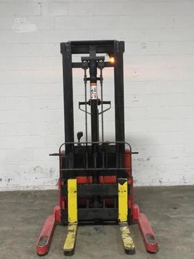 Refurbished BT Prime Mover WSX22 — EE‑Rated Walkie Stacker — 128” Lift — CSA Ready — 428 Hours