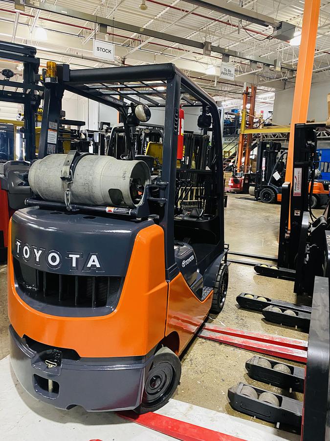 Used Toyota 8FGCU20 – CSA-Certified Propane Sit-Down Forklift