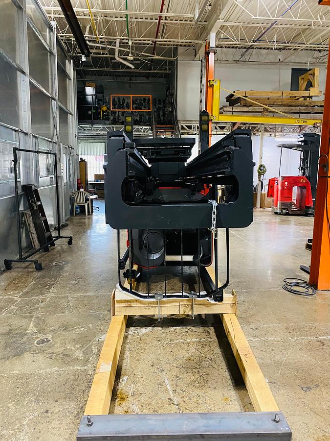 Cradled laid down top view of mast