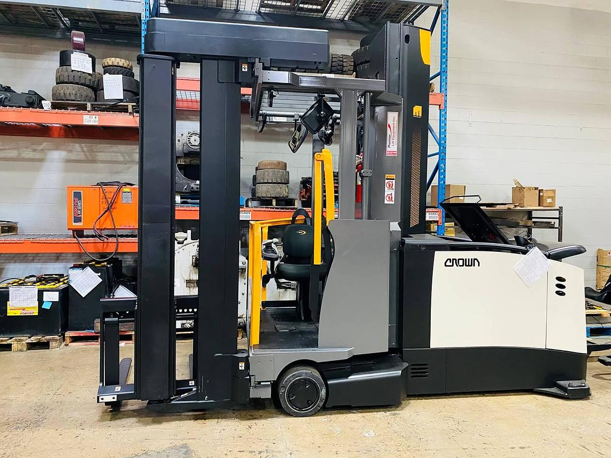 2017 Crown TSP7000-33 CSA turret forklift Brampton 3300 lb 423” monolift mast dual batteries wire guidance export-certified
