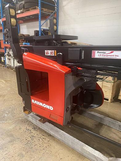 Refurbished 2011 Raymond 772-R45TT – CSA Certified | Brampton, ON | 4,500 lb Capacity | 400" Triple Mast | Electric | Side Shift | Ultra-High Reach | Freezer-Ready