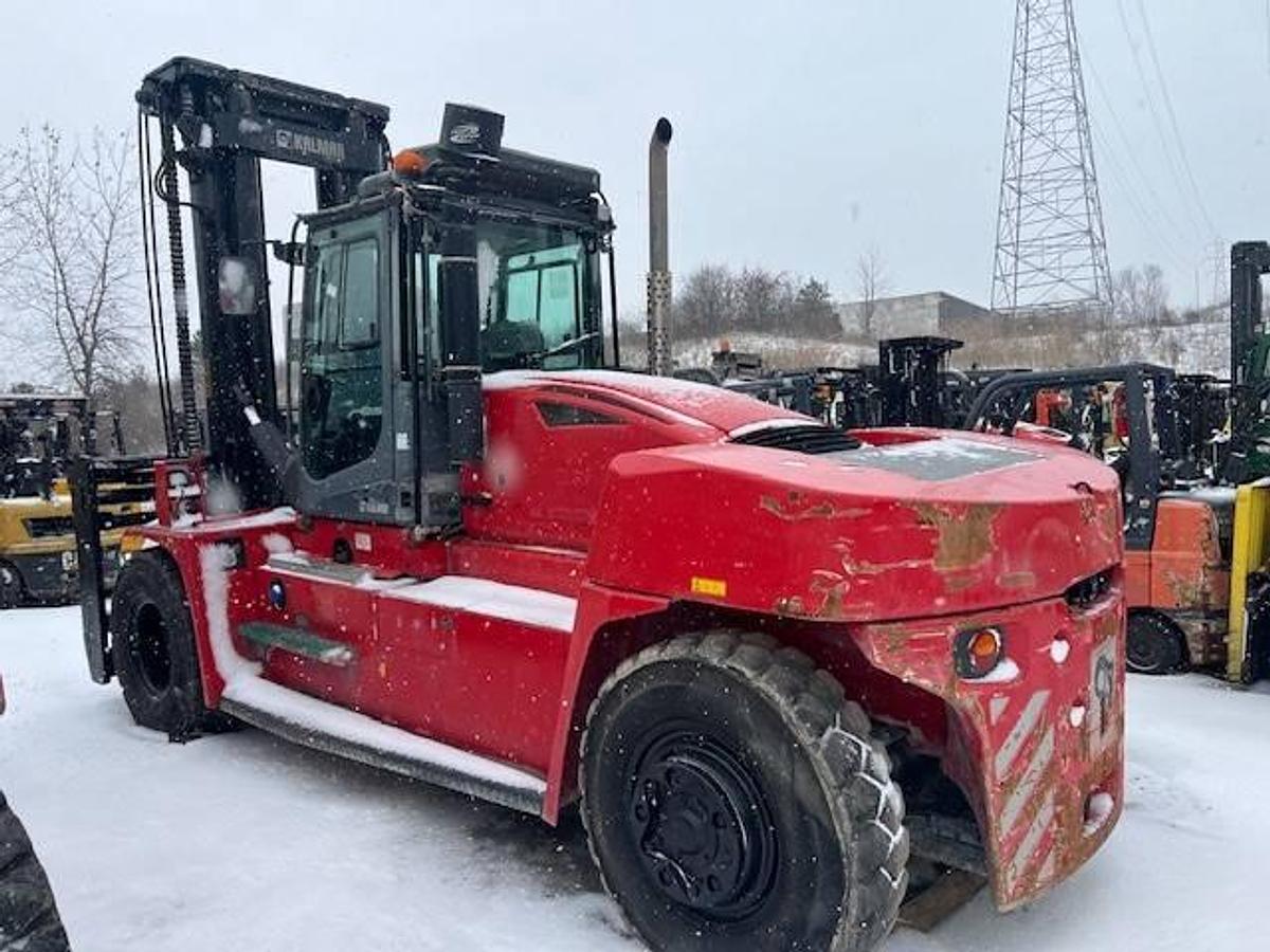 Back angled side view showing counterweight and rear lights