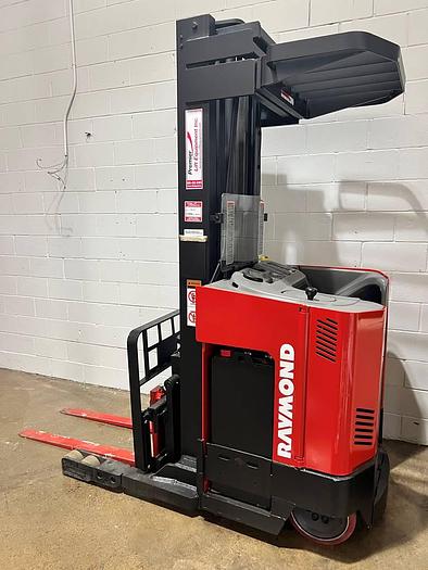 Refurbished SOLD – Refurbished 1999 Raymond EASIR30TT | Electric Reach Truck | 36V Battery | CSA Certified | Mississauga Deployment Completed