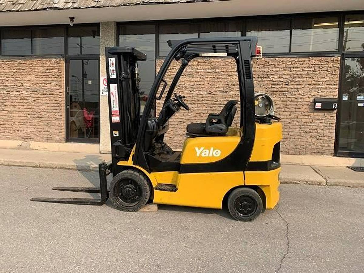 2019 Yale GLC050VX CSA propane forklift Brampton 5000 lb 189” triple mast side shift cushion tires clamp-ready UL/EE fire-safe export-certified