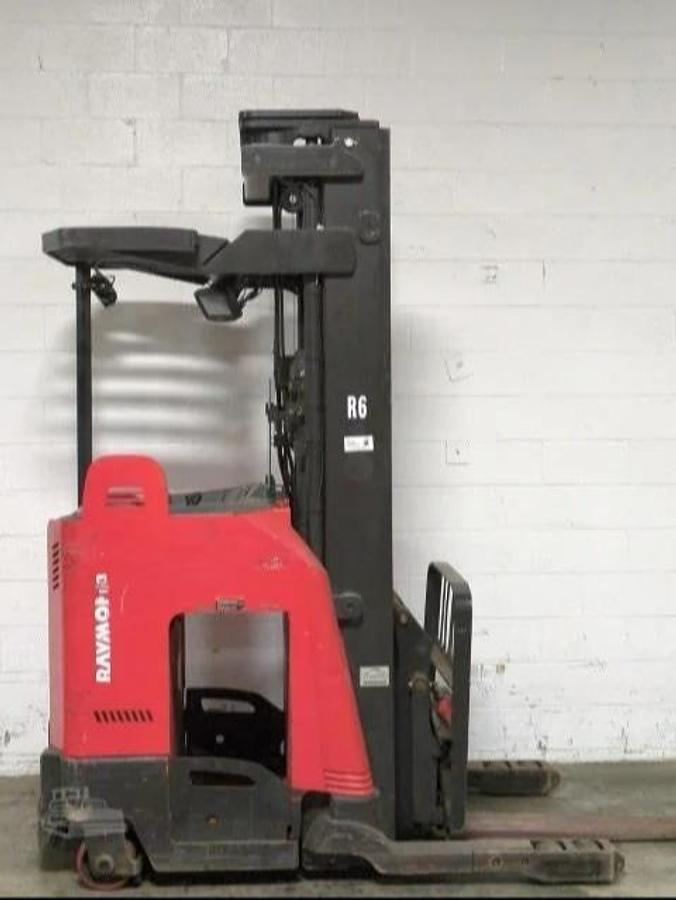 2019 Raymond 750‑DR32TT CSA‑certified deep reach forklift with 237-inch triple mast