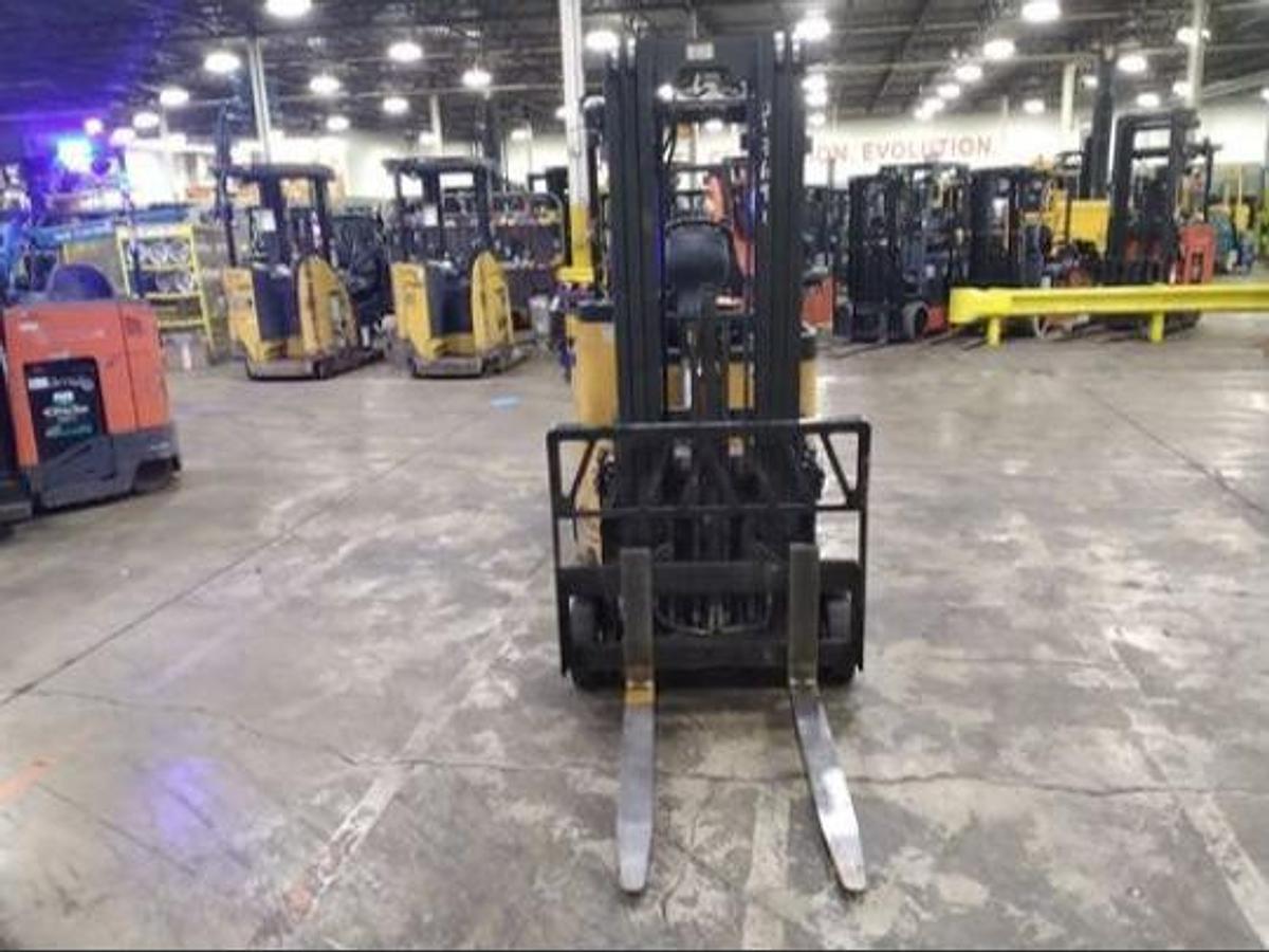 2021 Bendi B40/48AC180D front view – 89/205 triple mast, 4,000 lb capacity, 48V AC electric