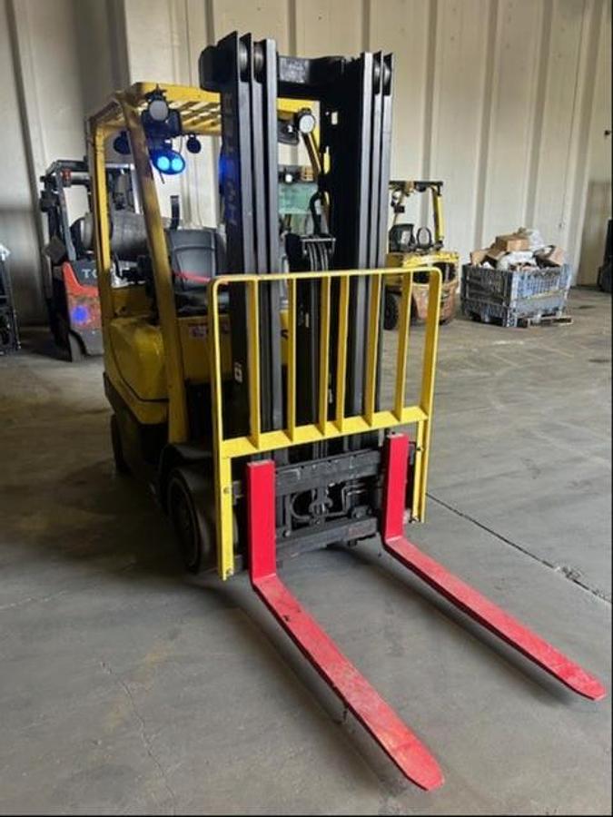 Front view of 2017 Hyster S50FT LPG forklift – CSA-certified 5,000 lb chassis with Class II carriage, 42–48” forks, hydraulic side shift, and solid cushion tires shown refurbished and sold chassis-only, propane tank available as upgrade – Brampton ON – Premier Lift Equipment