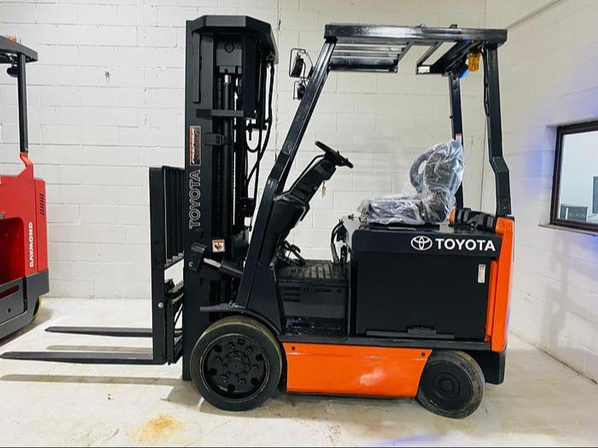 Sold-Toyota-8FBCU25-CSA-Electric-Forklift-5,000lb-240”-Lift-BramptonON