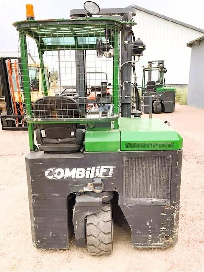 Combilift CB6000 6,000 lb Duplex Mast Forklift
