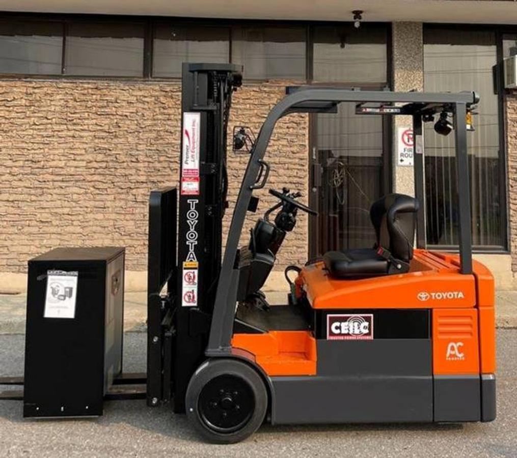 2011 Toyota 7FBEU20 electric 3-wheel forklift with CSA certification deployed in Brampton for indoor warehouse operations and narrow aisle maneuvering