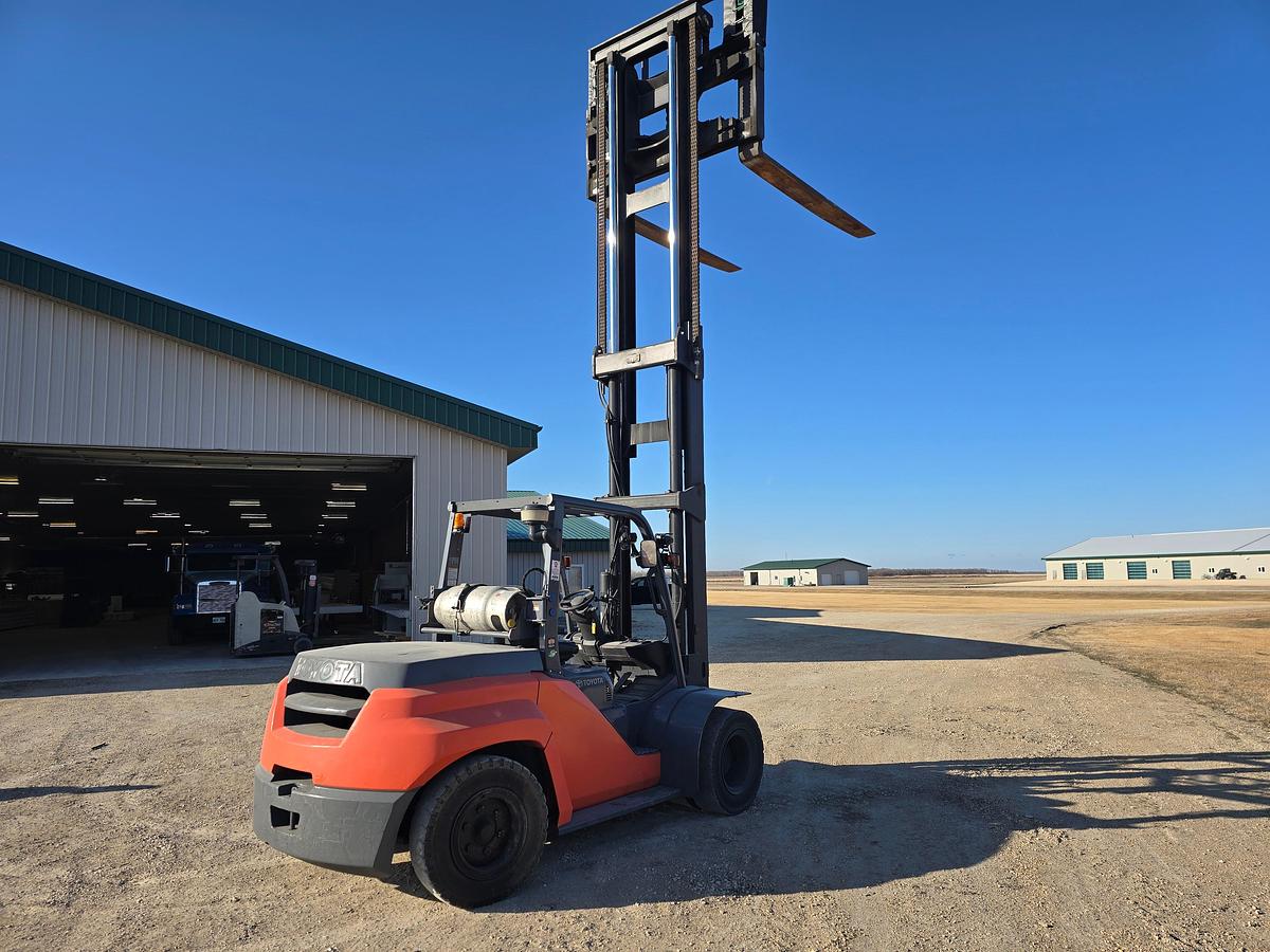 Opposite side view showing LPG tank mount and CSA-certified labeling