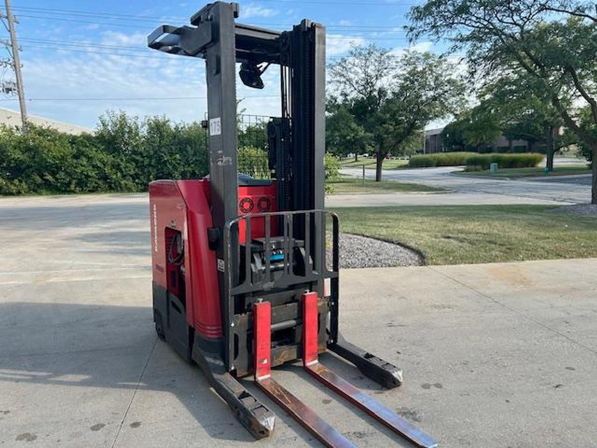 2020 Raymond 750‑R35TT CSA Certified Electric Forklift Front View
