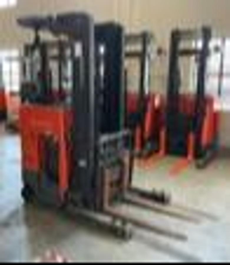 Opposite side view of Toyota 9BRU18 electric reach truck – CSA-certified 3,500 lb indoor unit with compact chassis, tapered forks, and 24V AC power system – Premier Lift Equipment Brampton ON