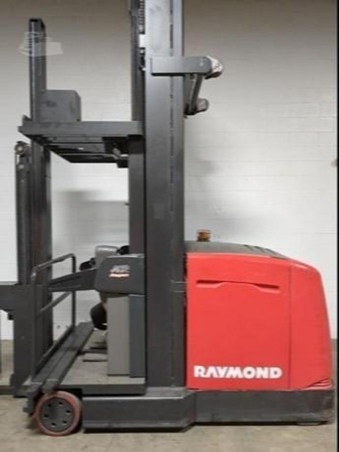 2016 Raymond 960-CSR30T CSA turret forklift Brampton 3000 lb 394” triple mast wire guidance swing reach export-certified battery extra